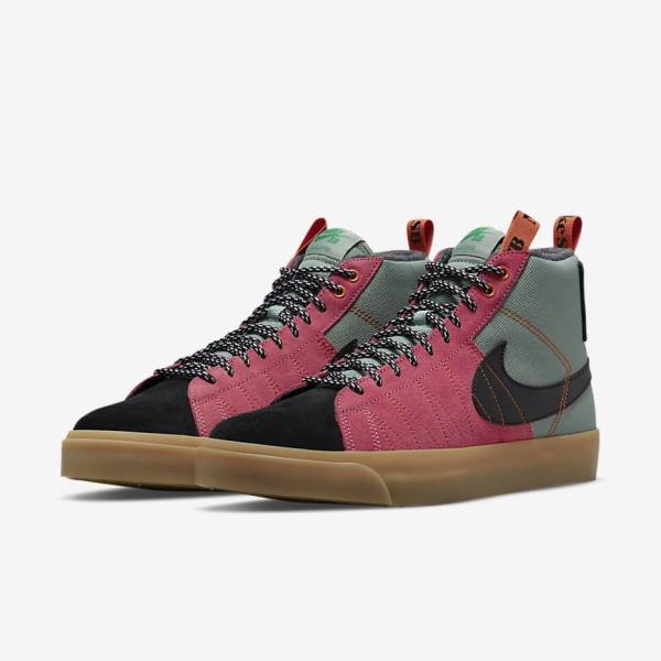 Nike SB Zoom Blazer Mid Premium Women's Skate Shoes White / Brown / Black | NK265DSZ