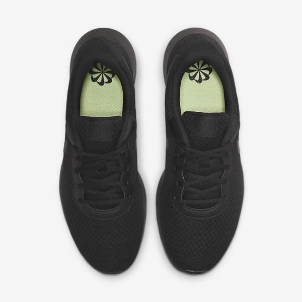 Nike Tanjun Men's Sneakers Black | NK425KJS