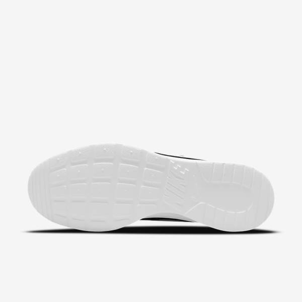 Nike Tanjun Men's Sneakers Black / White | NK843ITY