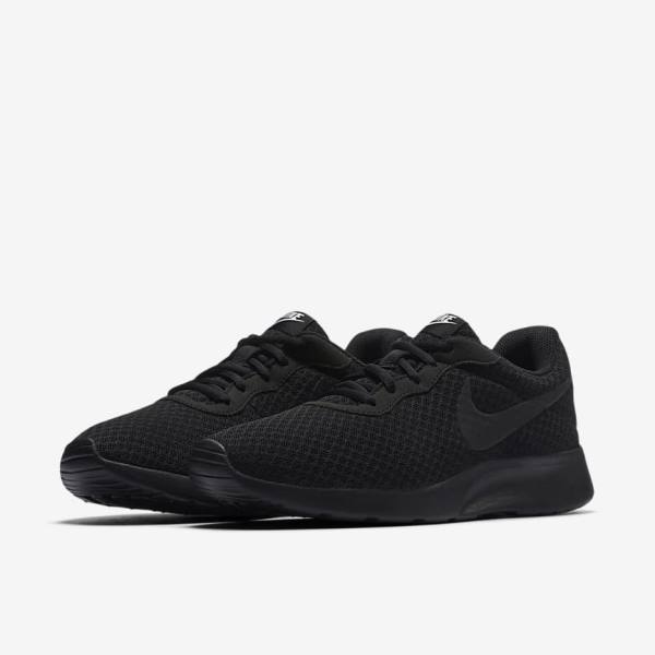 Nike Tanjun Women's Sneakers Black / White | NK183MQL