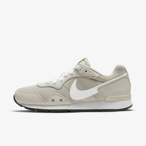 Nike Venture Runner Women\'s Sneakers Light Beige / Light Beige / White | NK421DCJ