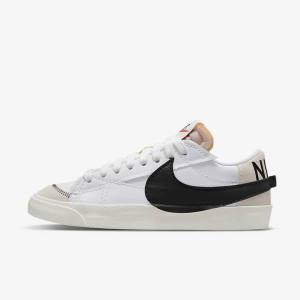 Nike Blazer Low 77 Jumbo Men's Sneakers White / Black | NK874ZGB