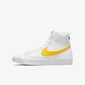 Nike Blazer Mid 77 Older Kids' Sneakers White | NK978AQO