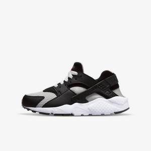 Nike Huarache Run Older Kids' Sneakers Black / Grey / White / Red | NK176BZR