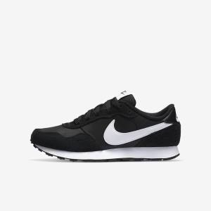 Nike MD Valiant Older Kids' Sneakers Black / White | NK560YQM