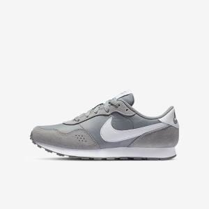 Nike MD Valiant Older Kids' Sneakers Grey / White | NK902HBC