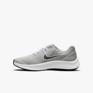 Nike Star Runner 3 Older Road Kids' Running Shoes Light Grey / Black | NK187UCN