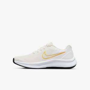 Nike Star Runner 3 Older Road Kids' Running Shoes White / Gold / Multicolor | NK961AXQ